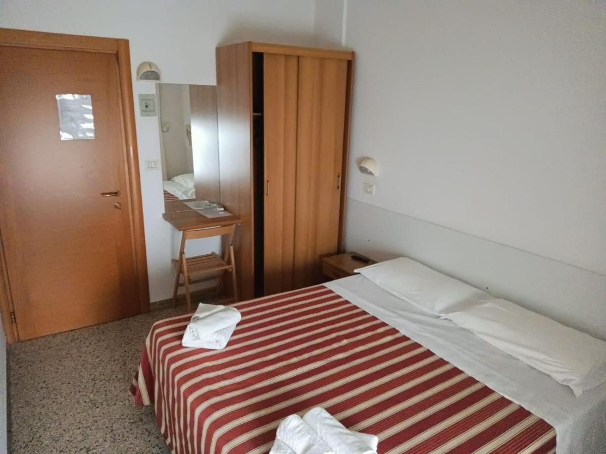 Hotel Graziella Mare Rimini Exterior photo